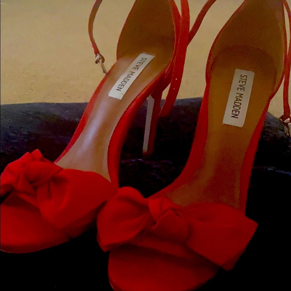 Beautiful Steve Madden heels
